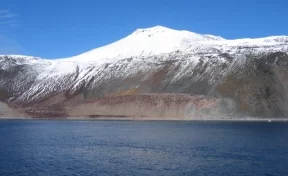 В Антарктиде подо льдами обнаружили более 90 «законсервированных» вулканов