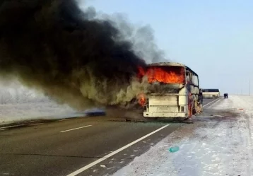 Фото: Сгоревший в Казахстане «Икарус» перевозил рабочих в Самару 1