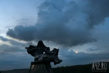 Фото: Предупреждение синоптиков: ливни, грозы, град и шквалистый ветер идут на Кузбасс 1