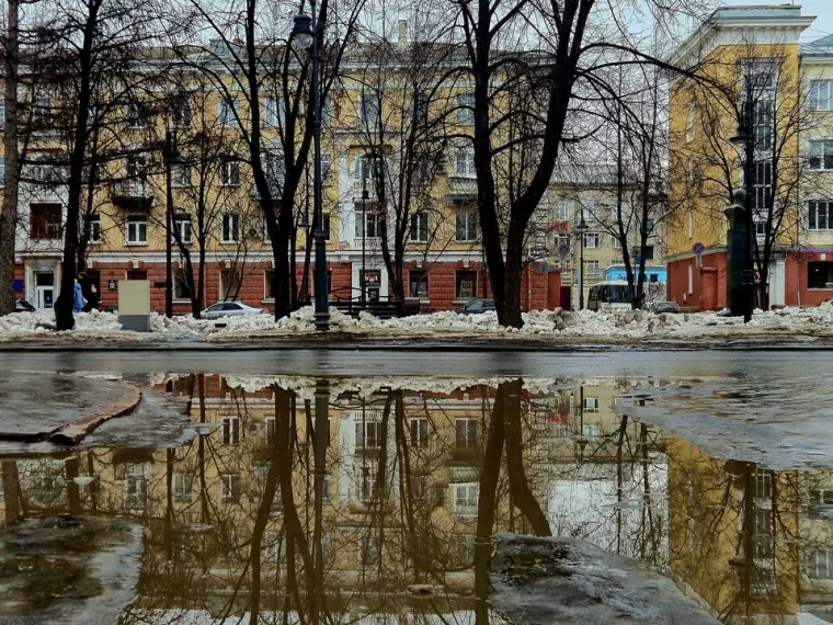 Фото: «Кемерово, спасибо»: солист группы «Звери» погулял по городу и сделал атмосферные фото 6