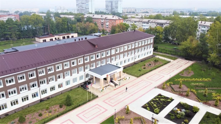 Фото: Сергей Цивилёв показал кемеровскую гимназию №21 после ремонта 4