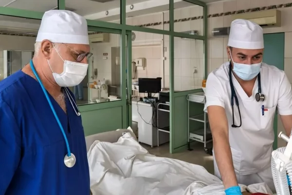 Кузбасские врачи спасли женщину с высокой аритмией от инсульта