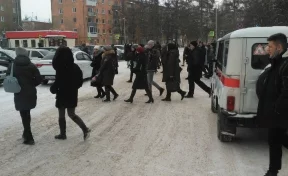 Стало известно, из-за чего эвакуировали студентов из КузГТУ в Кемерове