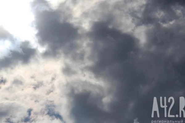 Жители Волгограда сообщают о взрывах в небе