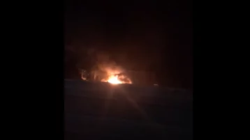 Фото: В Кузбассе на дороге загорелась фура  1