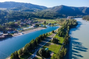 Фото: «Шум Катуни-2026»: HOLLYFLAME и BURITO зажгут на сцене в алтайских предгорьях 2