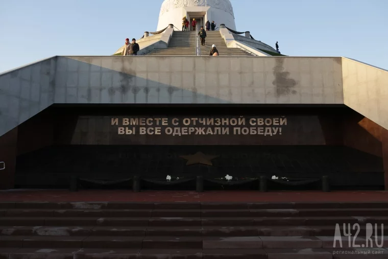 Фото: Девочка, Берлин и мир. О подвиге Николая Масалова и памятнике Воину-освободителю 11