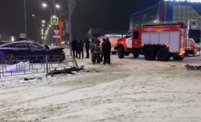 В Кузбассе 28-летний водитель иномарки погиб в ДТП с вахтовым автобусом