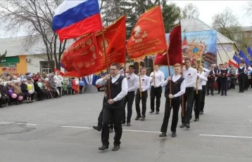 Фото: Глава Кемерова почтил память героев Великой Отечественной войны  4