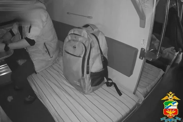 Пьяного жителя Новосибирска сняли с поезда в Кузбассе