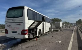 В Воронежской области 14 человек пострадали при столкновении автобуса с грузовиком