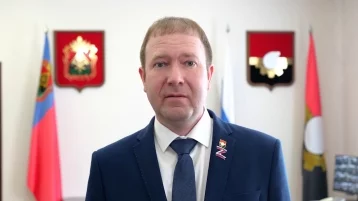Фото: Мэр Кемерова поздравил горожанок с Международным женским днём 1