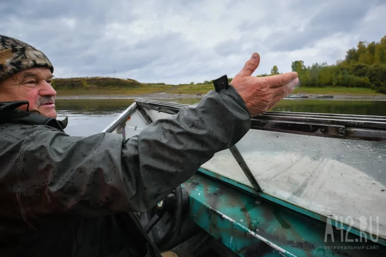 Фото: Добирались на лодках: как прошло досрочное голосование в отдалённых деревнях и сёлах Кузбасса 16