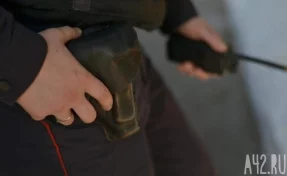 В Нальчике полицейские выстрелили в юношу, пытавшегося напасть на них с ножом 