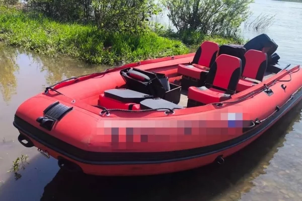 В Кузбассе у перевозчика конфисковали лодку после проверки прокуратуры