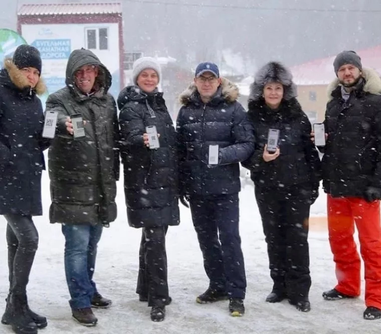 Фото: Члены правительства Кузбасса показали в соцсетях свои QR-коды 5