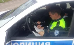 Кузбассовец доверил руль пьяному бесправнику и получил крупный штраф