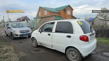 Фото: В Кузбассе задержали подростка, который вёз сестру из детсада на машине матери 1