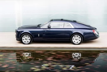 Фото: Rolls-Royce показал самый дорогой в мире автомобиль: имя заказчика не разглашается 1