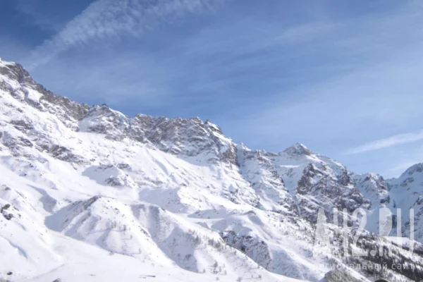 На Камчатке началось извержение вулкана Безымянный