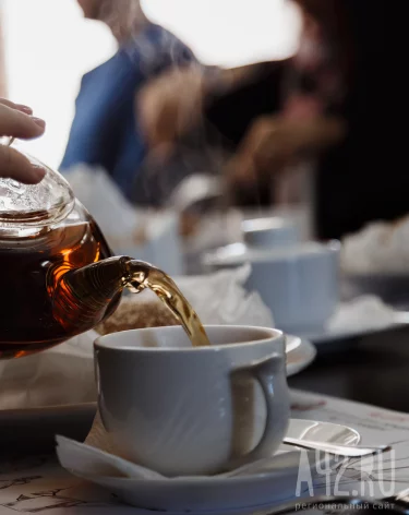 В Кемерове посетители кафе помогли задержать пьяного дебошира