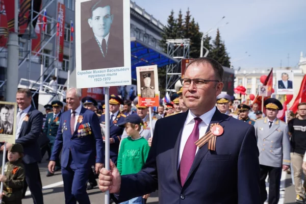 Илья Середюк позвал кузбассовцев пройти в колоннах «Бессмертного полка»