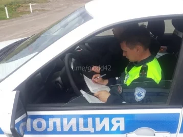 Фото: Кузбассовец доверил руль пьяному бесправнику и получил крупный штраф 1