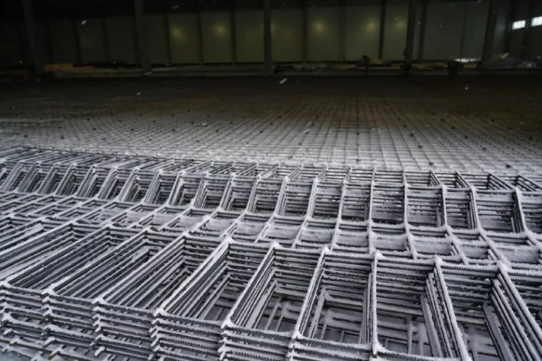 Фото: Власти Кузбасса оценили готовность комбината за 8 млрд рублей в Кемерове 6