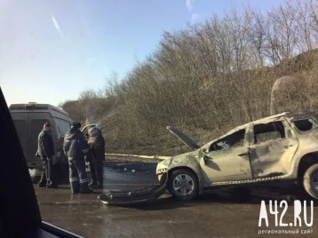 Фото: В Новокузнецке столкнулись два автомобиля Renault 1