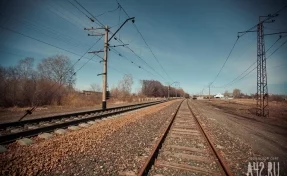 В Кузбассе изменят расписание пригородного поезда из-за ремонта путей