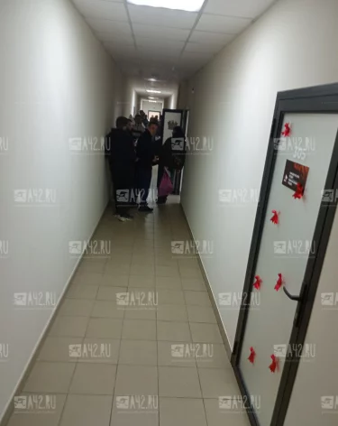 В Кемерове крупная компания решила разом уволить около 200 человек: работники бьют тревогу