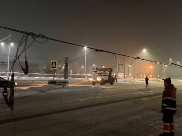 Фото: В Новокузнецке из-за аварии ограничили движение троллейбусов 2