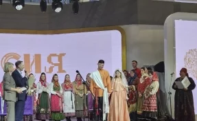 На выставке «Россия» на ВДНХ прошла традиционная сибирская свадьба