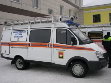 Фото: Дальнобойщики из Бишкека застряли в 35-градусный мороз на дороге в Кемерове 1