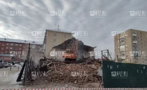 В Кемерове начали снос разрушенного дома на проспекте Ленина