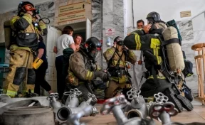 В Новокузнецке более 50 пожарных «тушили» здание горбольницы