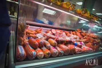 Фото: В Кузбассе изымают из продажи колбасу, в которой обнаружили вирус африканской чумы свиней 1