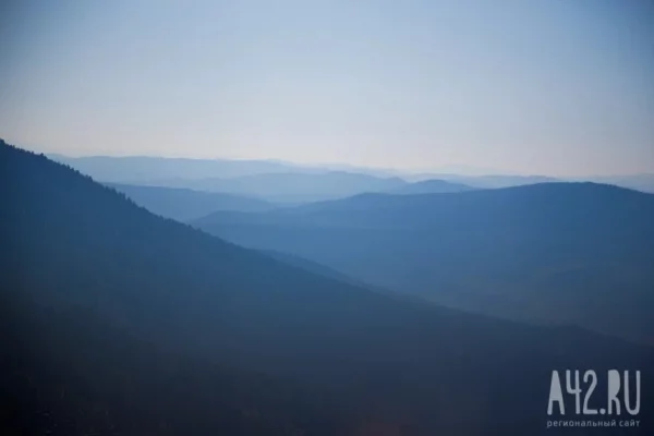 На Камчатке 3 машины с людьми застряли на горном перевале