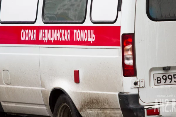 В школе Екатеринбурга более 10 человек пострадали от перцового баллончика