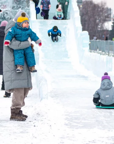 Новогодние каникулы по другим правилам: как провести длинные выходные в Кемерове, если диван и оливье уже не радуют