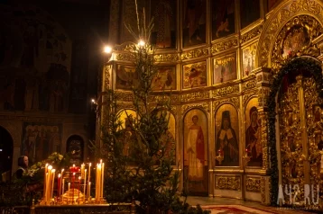 Фото: Кемеровчан развезут по домам в Рождество после богослужения в Знаменском соборе 1