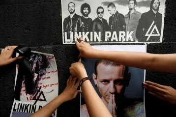 Фото: Группа Linkin Park опубликовала обращение к погибшему Беннингтону 1