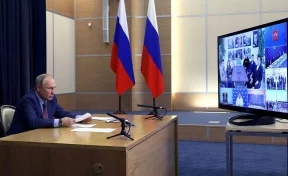 Путин провёл встречу с общественниками-победителями праймериз «Единой России» 