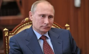 Владимир Путин приложился к мощам Николая Чудотворца