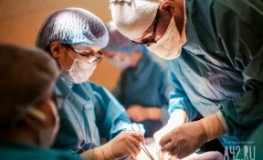 Кемеровские хирурги научились делать сложнейшие операции для лечения порока сердца у детей