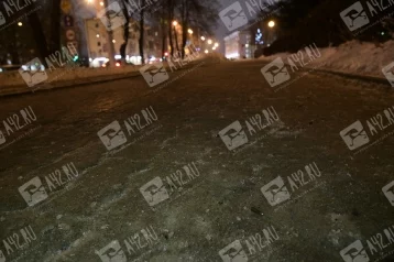 Фото: В мэрии отреагировали на десятки игл от шприцев, разбросанных в центре Кемерова 1