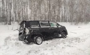 Один погиб и пятеро пострадали в ДТП на трассе Новосибирск — Ленинск-Кузнецкий