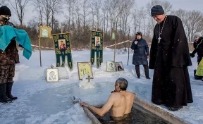 Крещение в светлой купели: кузбасские энергетики обеспечили электричеством два кузбасских храма