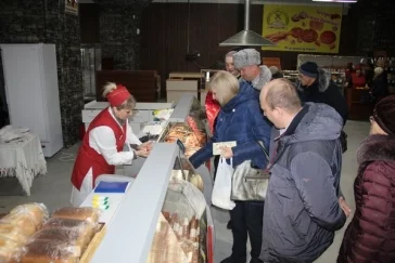 Фото: В кемеровском торговом комплексе начали продавать продукцию осуждённых 6