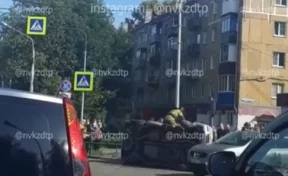 В Кузбассе автомобиль перевернулся в результате ДТП